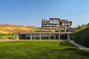 Aria Resort and Spa