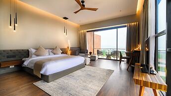 Aria Resort and Spa