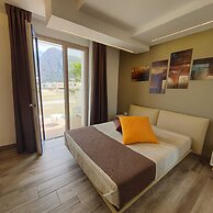 Hotel Sundeck