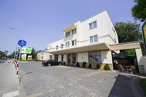 Hotel Roko