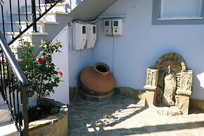 Fergani Apartments