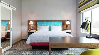 Hampton Inn & Suites Ottawa West