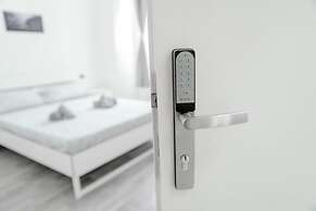 Downtown Rooms