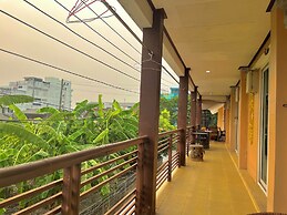 Baan Baramee House