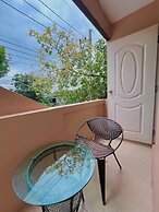 Baan Baramee House