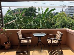 Baan Baramee House