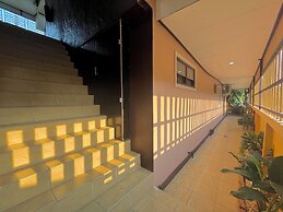 Baan Baramee House