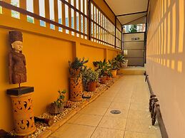 Baan Baramee House