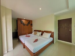 Baan Baramee House