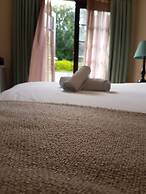 Fairview Bed And Breakfast - Double Bedroom 4