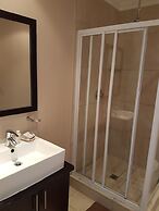 Fairview Bed And Breakfast - Double Bedroom 4