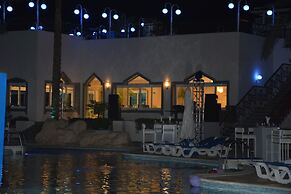 Magic Stay at Le Mirage Hotel