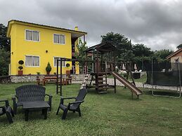 Warakusi Country Houses - Ground Floor - Off Road