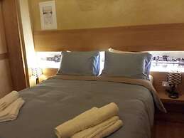 Room-private Premium Studio for A Pleasa