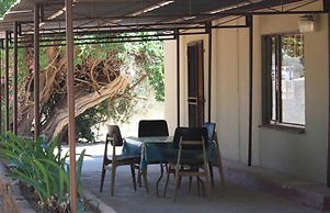 Room-comfy Room With Dstv and Aircon in