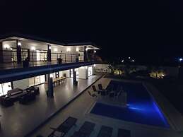 Splendid Villa 2015