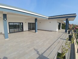 Splendid Villa 2015