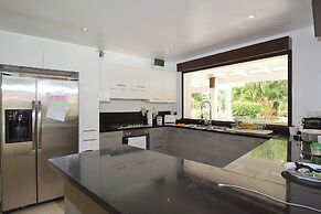 Las Terrenas Front Beach And Garden Villa With Private Staff