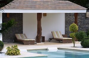 Las Terrenas Front Beach And Garden Villa With Private Staff