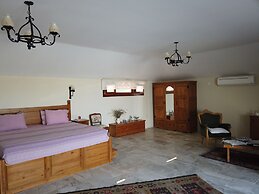 Room-exclusive Boutique Hotel