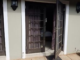 Fairview Bed And Breakfast - Double Bedroom 3