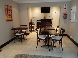 Fairview Bed And Breakfast - Double Bedroom 3