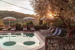 Bb La Mortella With Pool