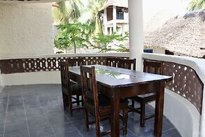 Room-a Wonderful Beach Property in Diani