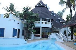 Room-a Wonderful Beach Property in Diani