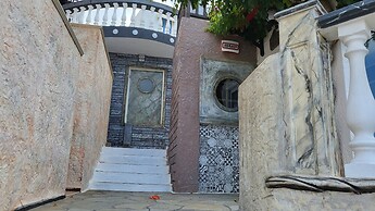 Private Standard Apartment Full View