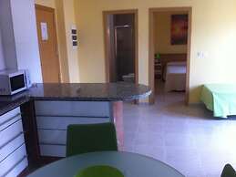 Triple Apartment - 3 Single Beds 3