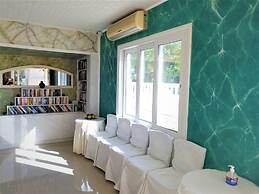 Room-entire Private Suite Unit sea View