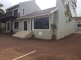Fairview Bed And Breakfast - Double Bedroom 2