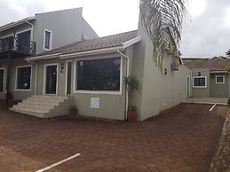 Fairview Bed And Breakfast - Double Bedroom 2