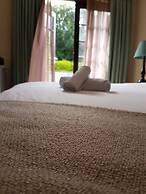 Fairview Bed And Breakfast - Double Bedroom 2