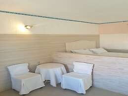 Studio Quiet And Peaceful And Very Relaxing With Kitchen, Shared Pool 