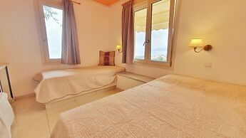 Studio Quiet And Peaceful And Very Relaxing With Kitchen, Shared Pool 