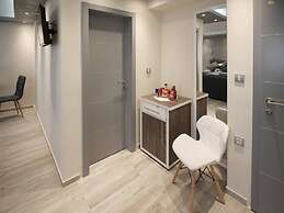 Alessio Premium Rooms - Triple Bedroom