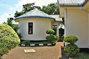 Amazing Arusha Furaha Lodge