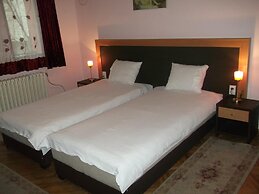 Welcome to Hotel Vila Silia