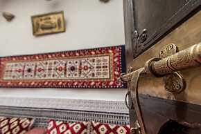 Room-riad Taha - Roukia Room