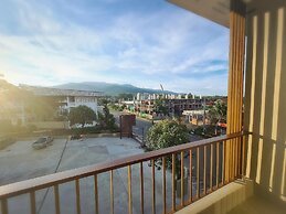 Grand Maihom Hotel