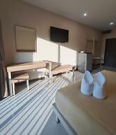 Grand Maihom Hotel
