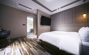 RIAN Hotel