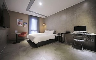 RIAN Hotel