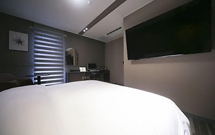 RIAN Hotel