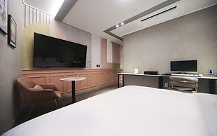 RIAN Hotel