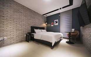 RIAN Hotel