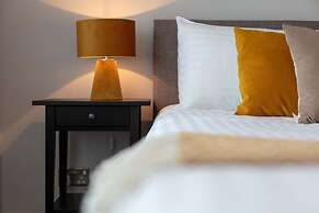 Seafield House - Donnini Apartments