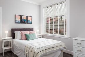 Seafield House - Donnini Apartments